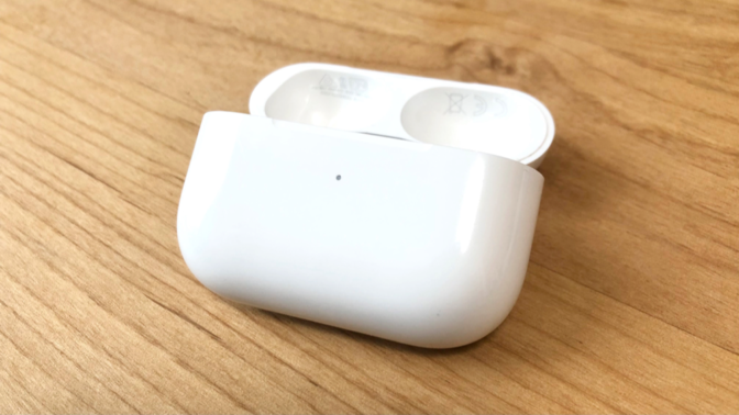 純正品】AirPods Pro 充電器 (充電ケース) のみ - ヘッドフォン/イヤフォン